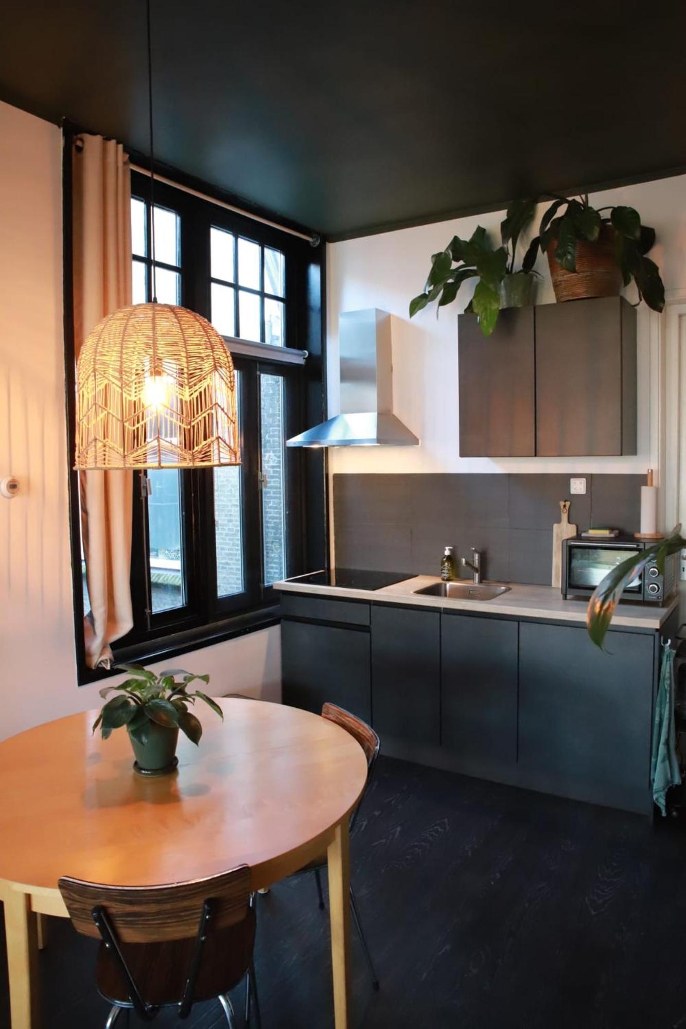 Stadslogement Valentijn 斯内克 外观 照片
